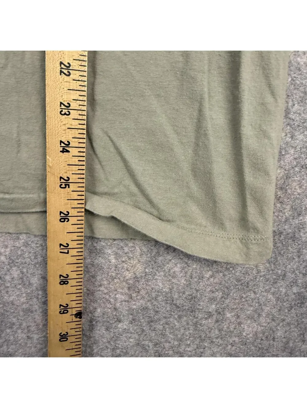 Nike Tee Shirt Olive Green Pink Graphics Men Size Large 623